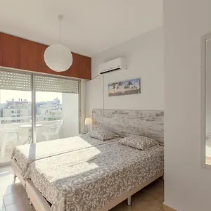furnished-seafront-studio.protaras-cy-hotels.com/