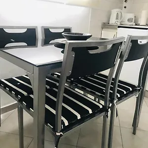 https://departamento-del-parque-mendoza-5500.hotelsmendoza.com